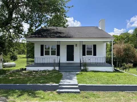 904 Franklin Ave, Lewisburg, TN 37091