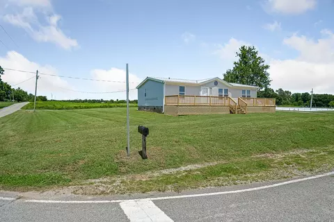 1926 E Pin Hook Rd, Sparta, TN 38583