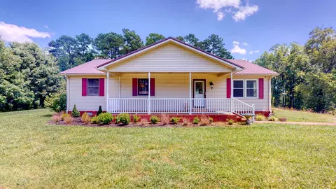 2350 Post Oak Rd, Camden, TN 38320