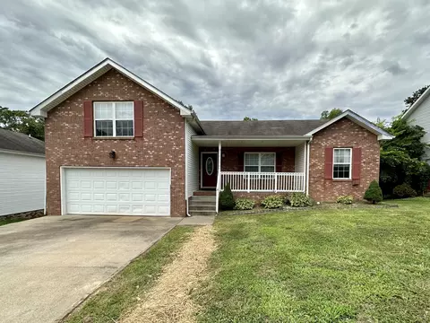 1715 Ridge Runner Ct, Clarksville, TN 37042