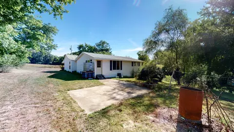 1100 E Grinders Switch Rd, Centerville, TN 37033 photo 28