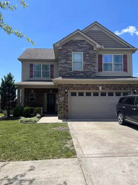 1049 E Sagewood Dr, Gallatin, TN 37066