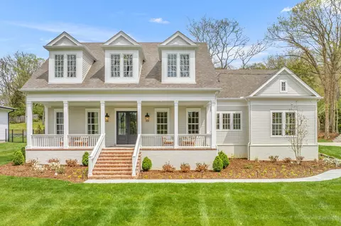 824 Russleo Dr, Nashville, TN 37209