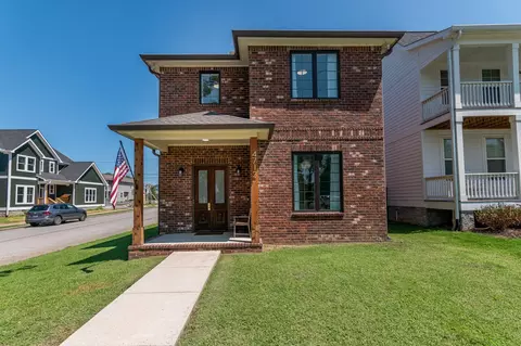 4712 Illinois Ave, Nashville, TN 37209