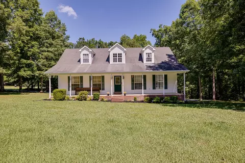 240 Troy Ln, Hohenwald, TN 38462