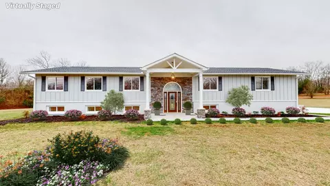 123 Kiowa Dr, Shelbyville, TN 37160