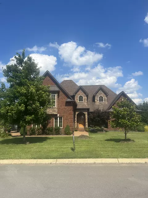 518 Falcon Crk, Lebanon, TN 37087