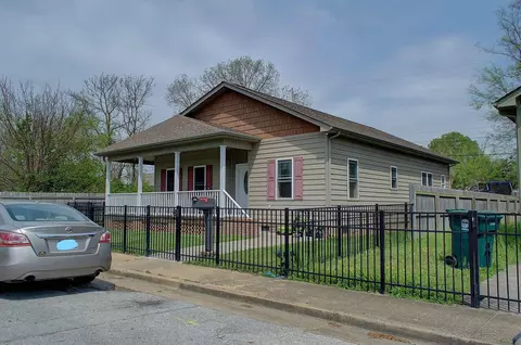 2019 Sharp St, Chattanooga, TN 37404 photo 2