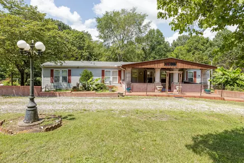 2514 Rock Springs Cemetery Rd, Columbia, TN 38401