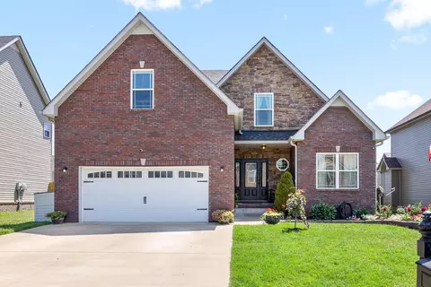 1105 Hilliard Ln, Clarksville, TN 37042