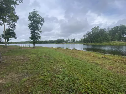70 Acorn Cv # B, Tracy City, TN 37387