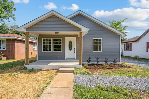 121 Stacker Dr, Clarksville, TN 37040