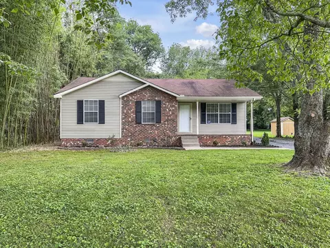 7817 Chadwick Dr, Murfreesboro, TN 37129