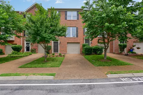 732 Huffine Manor Cir, Franklin, TN 37067