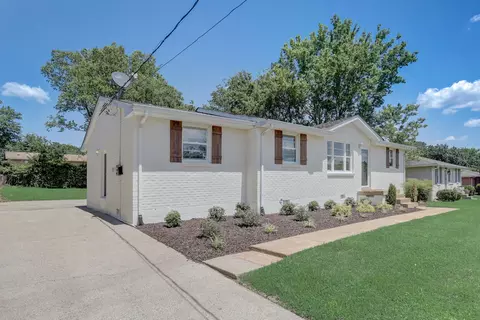 241 Jacksonian Dr, Hermitage, TN 37076