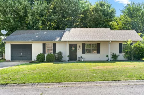1176 Max Ct, Oak Grove, KY 42262
