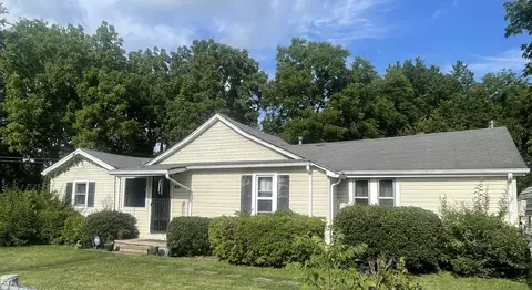 1701 Grant St, Columbia, TN 38401