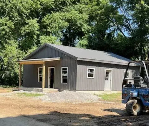 201 Pine St, Cornersville, TN 37047