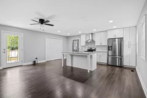 687 Meadowlark Dr, Smyrna, TN 37167