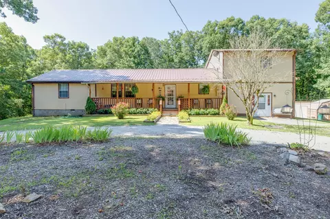 1195 Singleton Rd, Dickson, TN 37055 photo 2
