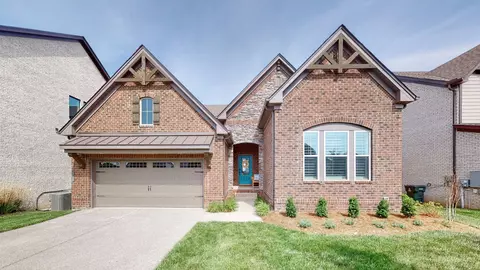 353 Tulley Ct, Nolensville, TN 37135