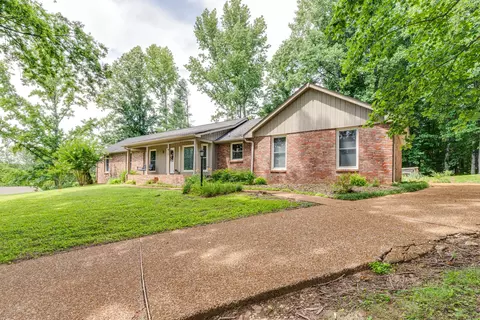 119 Deerwood Dr, Hendersonville, TN 37075