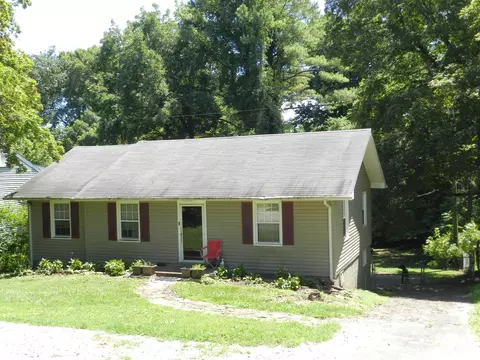 174 Delmar Dr, Clarksville, TN 37040