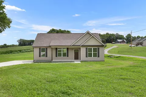 2005 Coleman Rd, Cornersville, TN 37047