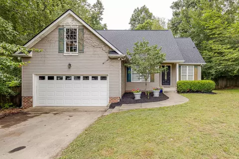 134 Coach Dr, White Bluff, TN 37187