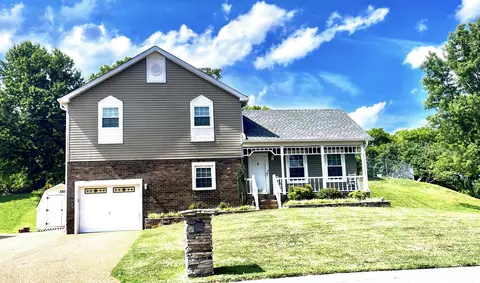 5164 Roxborough Dr, Hermitage, TN 37076