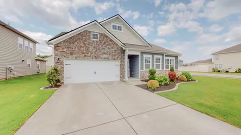 6213 Birchtree Dr, Murfreesboro, TN 37128 photo 2