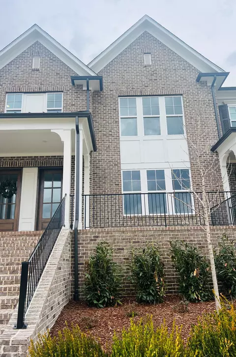 2079 Hollydale Aly, Franklin, TN 37064