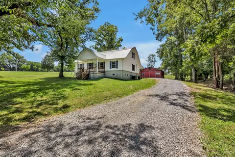 1420 Shoot Rd, Hartsville, TN 37074