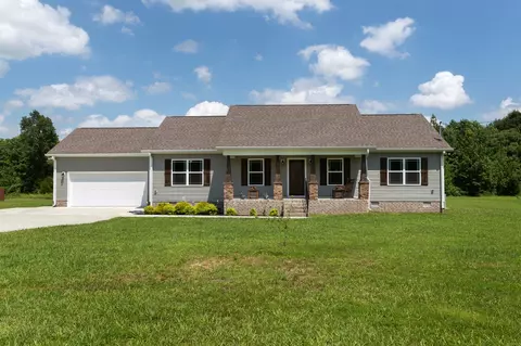 65 N Ballard Rd, Manchester, TN 37355