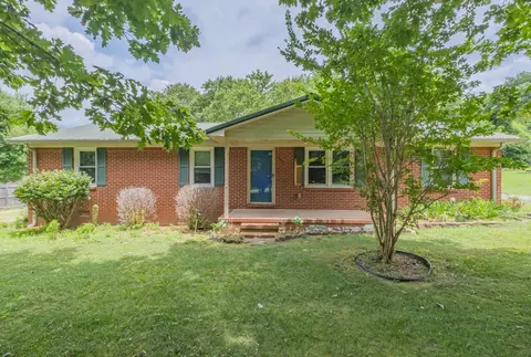 397 Southside Dr, Mcminnville, TN 37110
