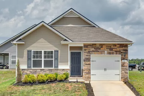 105 Dawson St, Shelbyville, TN 37160