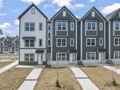 700 N Dupont Ave #323, Madison, TN 37115