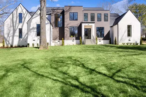 710 W Meade Dr, Nashville, TN 37205