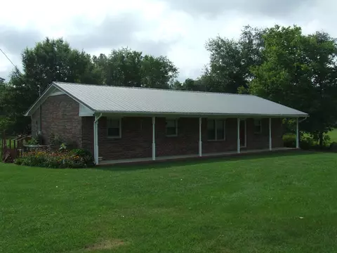 2440 W Green Hill Rd, Mcminnville, TN 37110