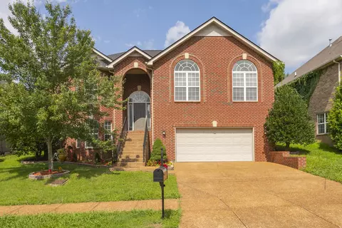 7337 Campton Rd, Nashville, TN 37211