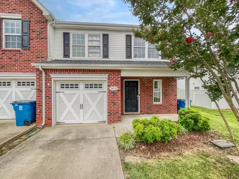 4932 Boyd Dr, Murfreesboro, TN 37129