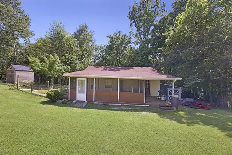 420 E Biggs Rd, Portland, TN 37148
