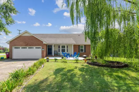 1880 Sealpoint Ct, Clarksville, TN 37040
