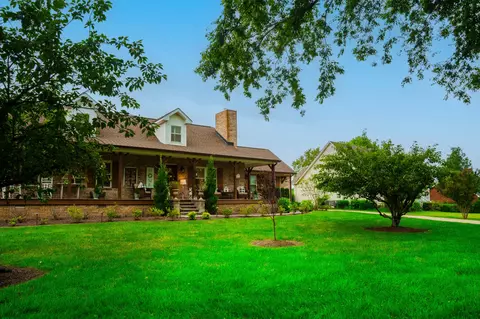 3888 Kedron Rd, Spring Hill, TN 37174