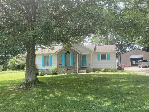 211 Treetop Trl, Lawrenceburg, TN 38464