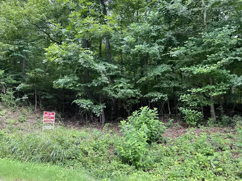 800 Hickory Dr, Pulaski, TN 38478