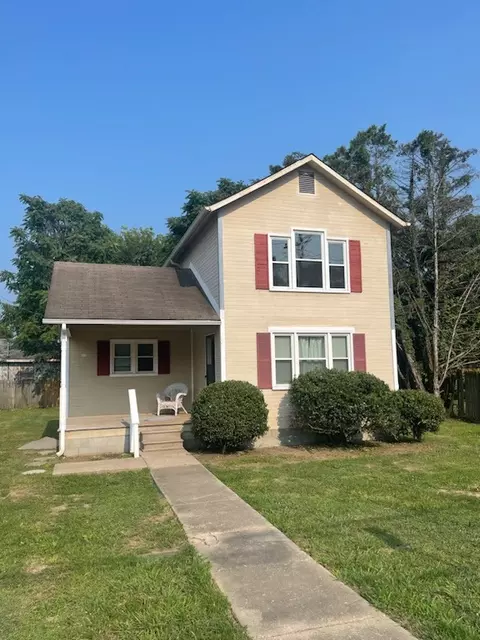 506 Calhoun Ave, Fayetteville, TN 37334