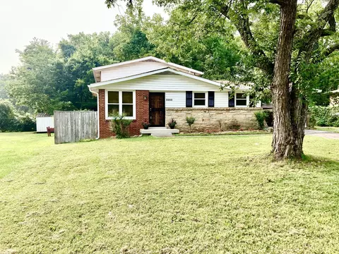 3203 Moorewood Dr, Nashville, TN 37207