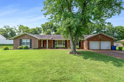 125 Fairmont Dr, Murfreesboro, TN 37129