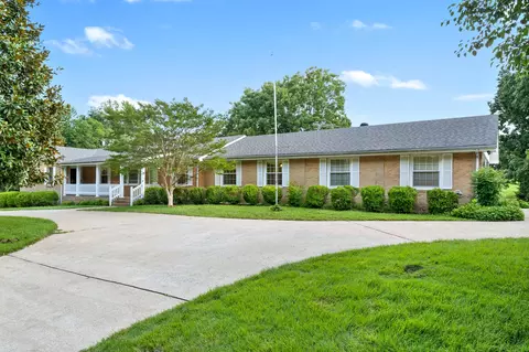 5450 Sango Rd, Clarksville, TN 37043